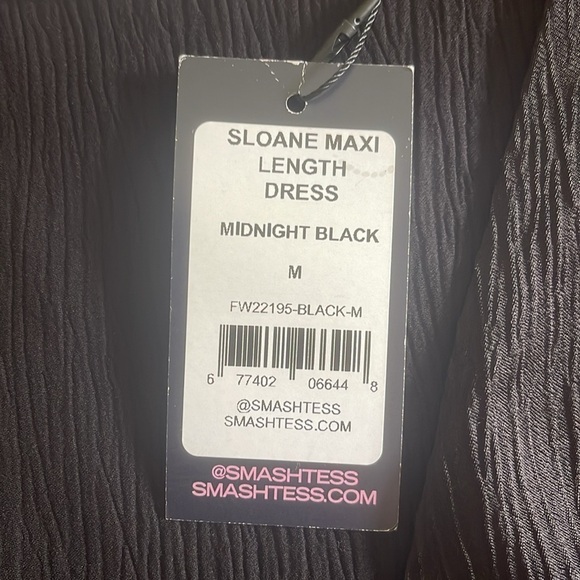 Smash + Tess M black textured fabric long sleeve maxi dress with side zipper - Picture 8 of 13